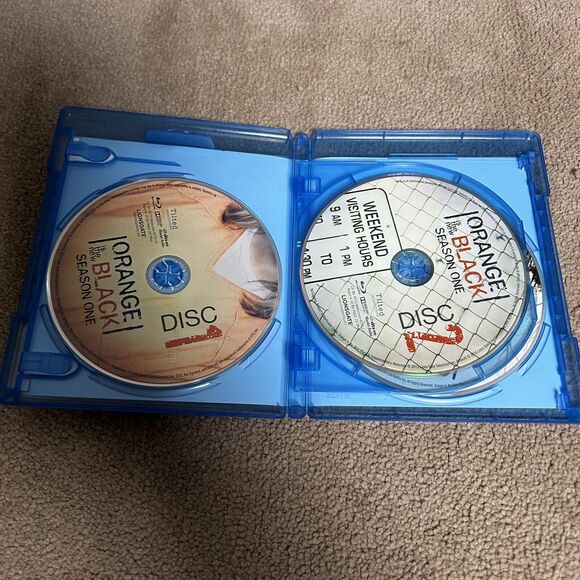Orange is the new Black Season 1-3 on Blu-ray Pre owned - Picture 4 of 13